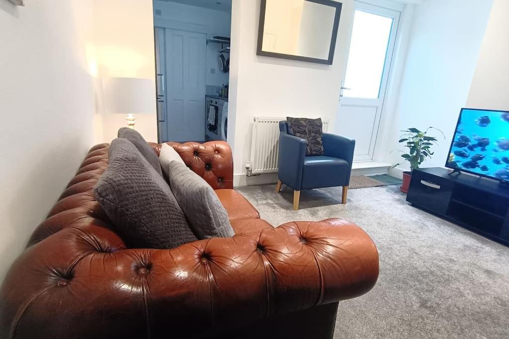 Cntrl Reading Modernized 3 Bedroom House Εξωτερικό φωτογραφία