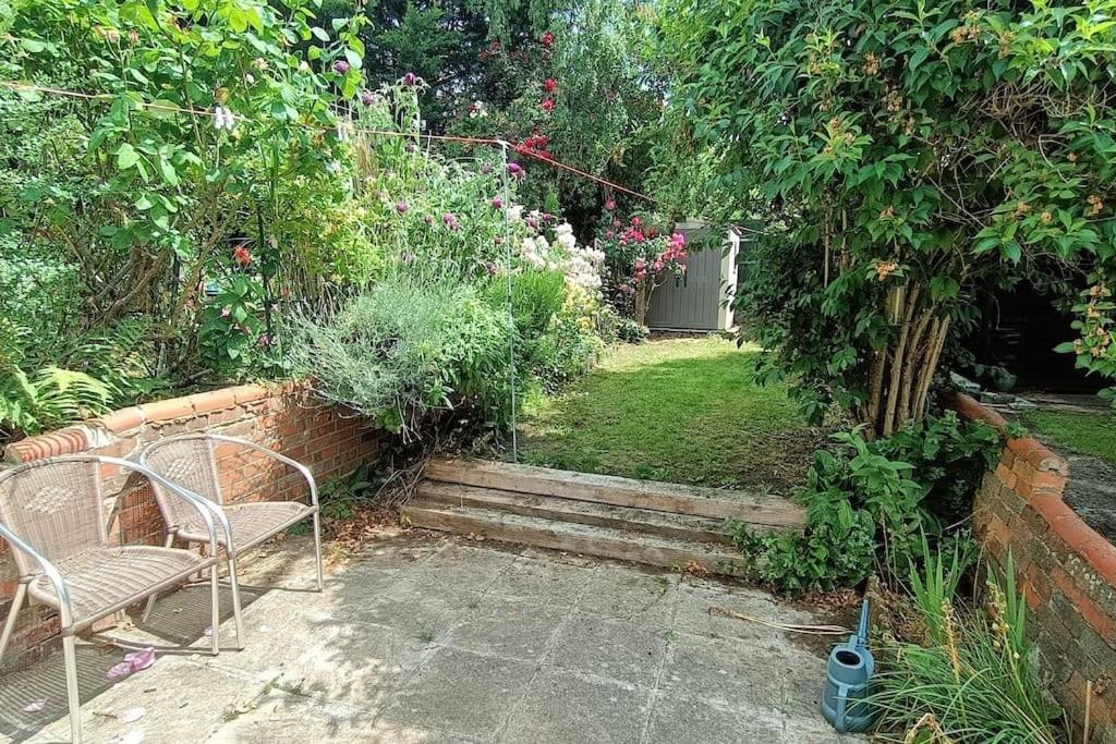 Cntrl Reading Modernized 3 Bedroom House Εξωτερικό φωτογραφία