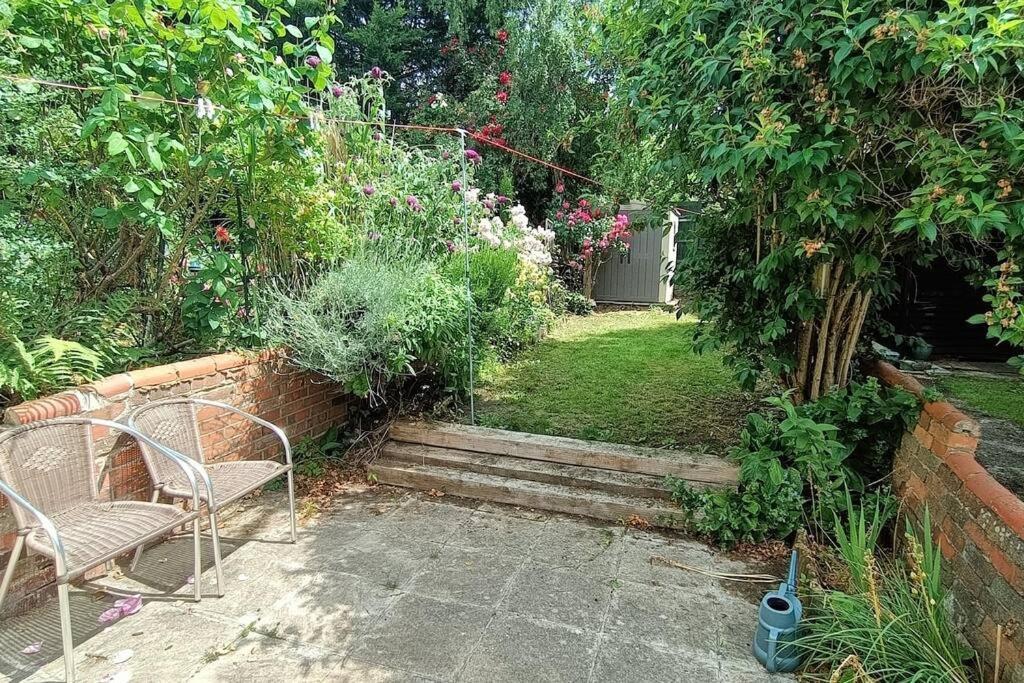 Cntrl Reading Modernized 3 Bedroom House Εξωτερικό φωτογραφία