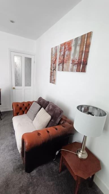 Cntrl Reading Modernized 3 Bedroom House Εξωτερικό φωτογραφία